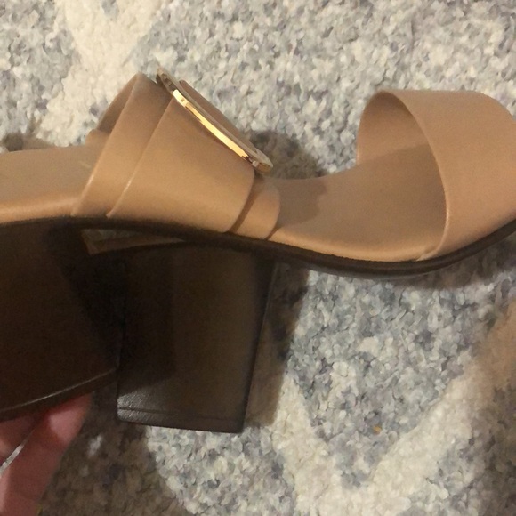 Italian shoemakers heeled sandals - Picture 3 of 3